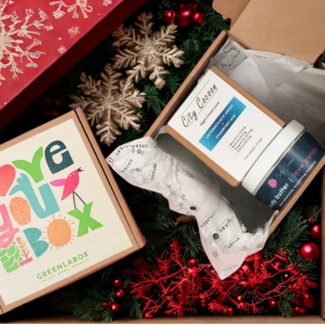 Подаръчна козметична кутия LOVE YOU BOX